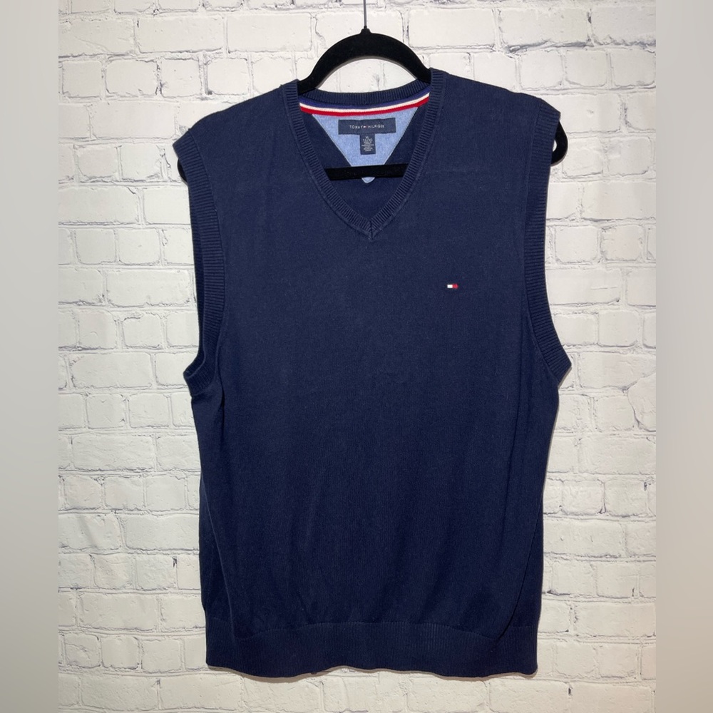 Tommy Hilfiger size XL navy blue